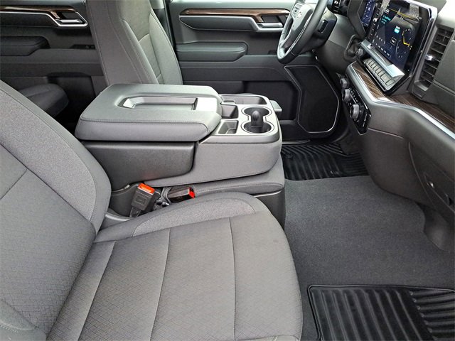 Used 2025 Chevrolet Silverado 1500 LT image 24