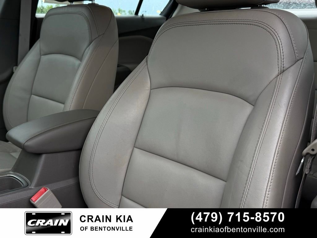 Used 2017 Chevrolet Cruze Premier w/ Enhanced Convenience Package FWD image 22
