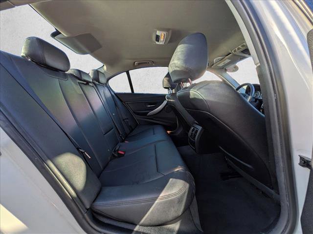 Used 2016 BMW 320i Sedan image 18
