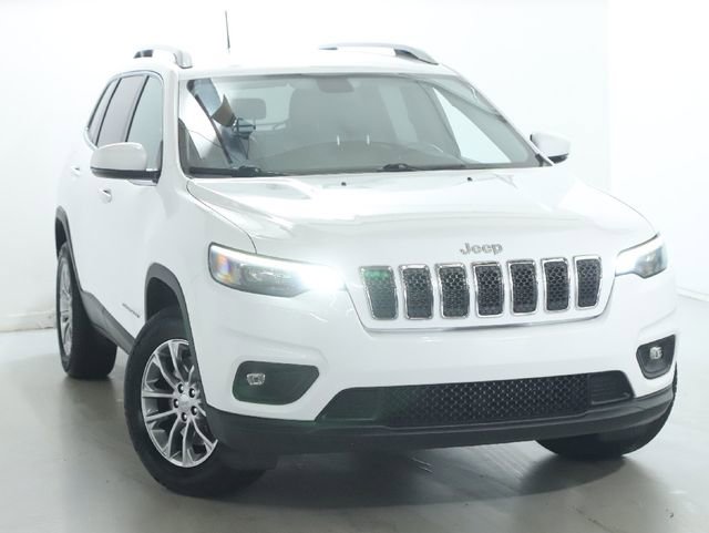 Used 2020 Jeep Cherokee Latitude Plus image 2