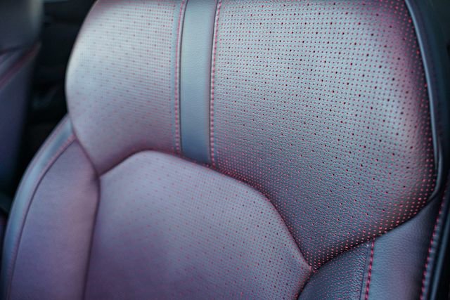 Used 2025 Honda Pilot Black Edition image 24