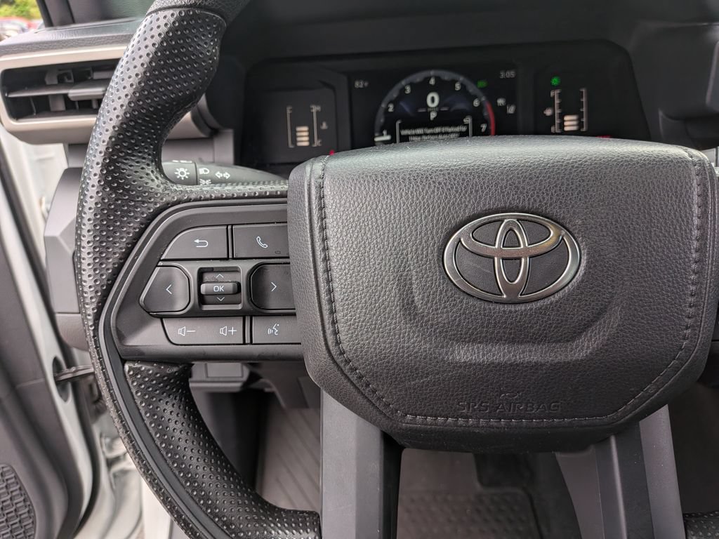 Used 2025 Toyota Tacoma SR w/ Towing Package AWD/4WD image 14