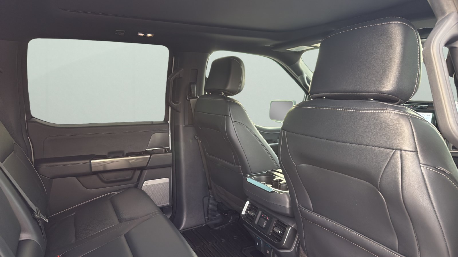 Used 2023 Ford F150 Lariat w/ Equipment Group 502A High AWD/4WD image 27