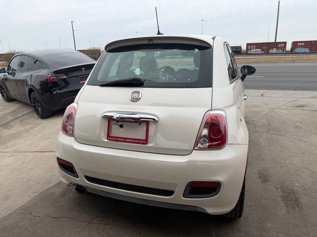 Used 2012 FIAT 500 Sport w/ Safety & Convenience Pkg FWD image 8