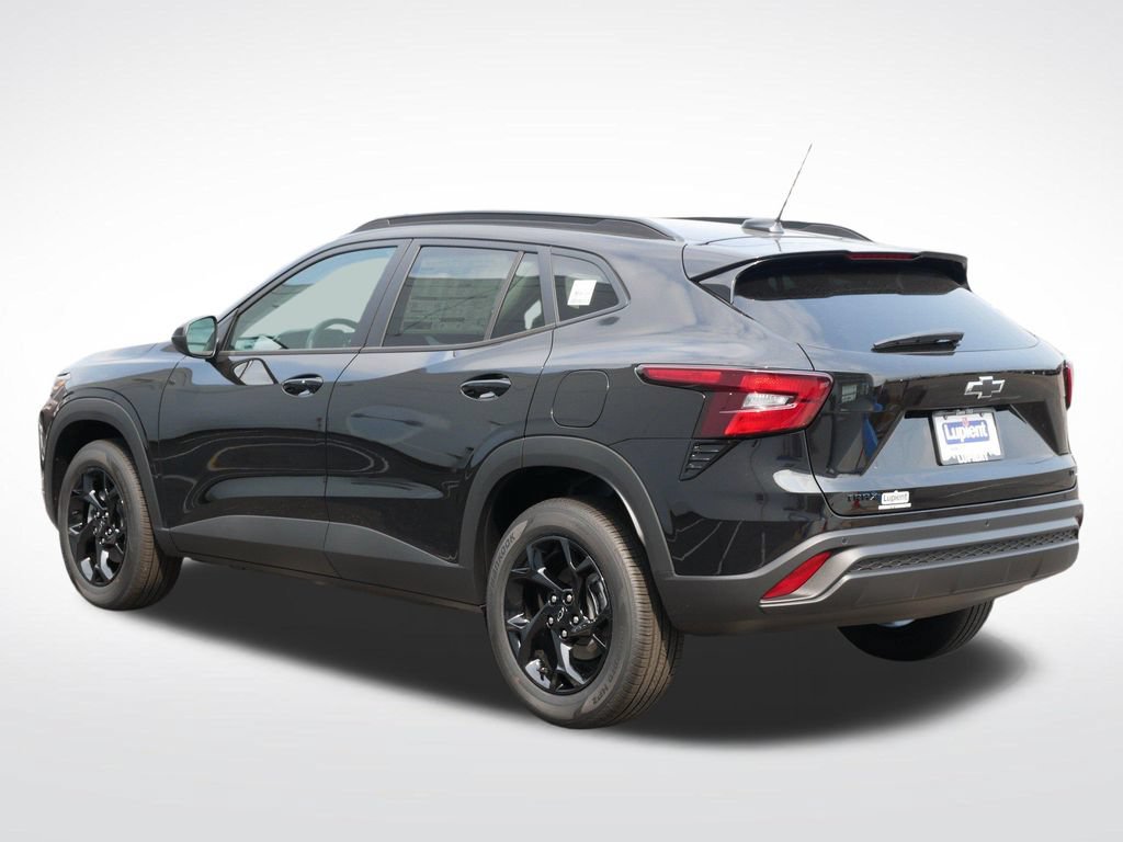 New 2026 Chevrolet Trax LT w/ Driver Confidence Package FWD image 10