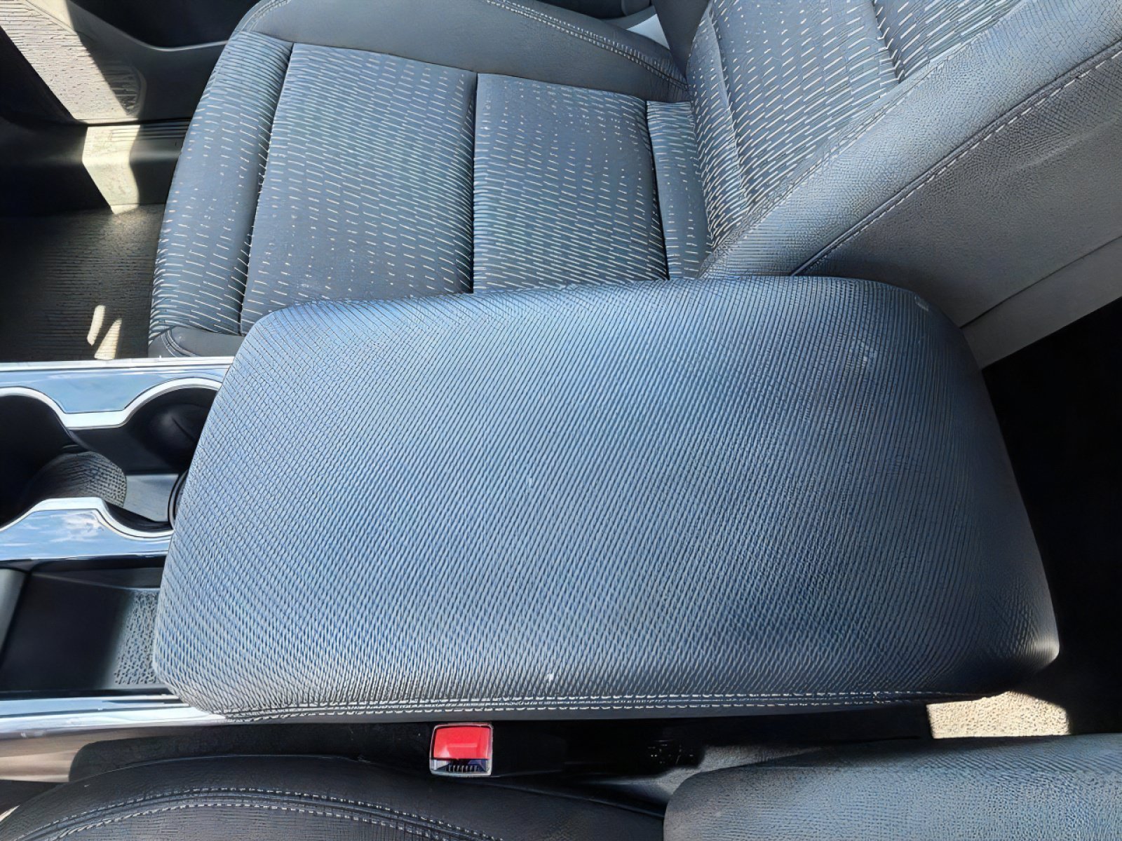 Used 2026 Chevrolet Equinox LT AWD/4WD image 17