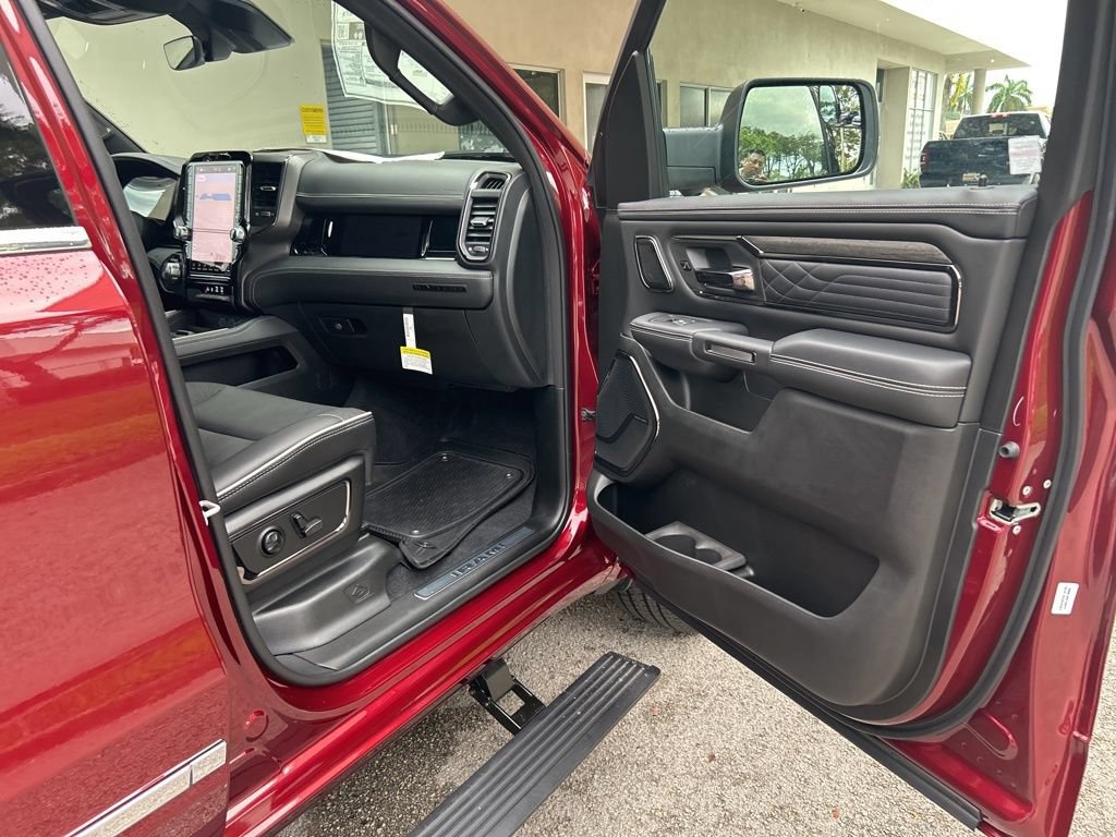New 2025 RAM 1500 Limited w/ Body Color Bumper Group AWD/4WD image 33