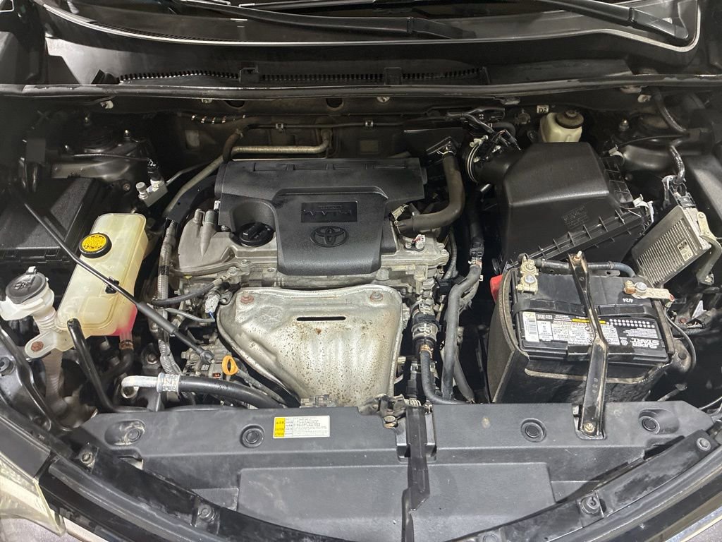 Used 2018 Toyota RAV4 XLE w/ All Weather Liner Package image 19