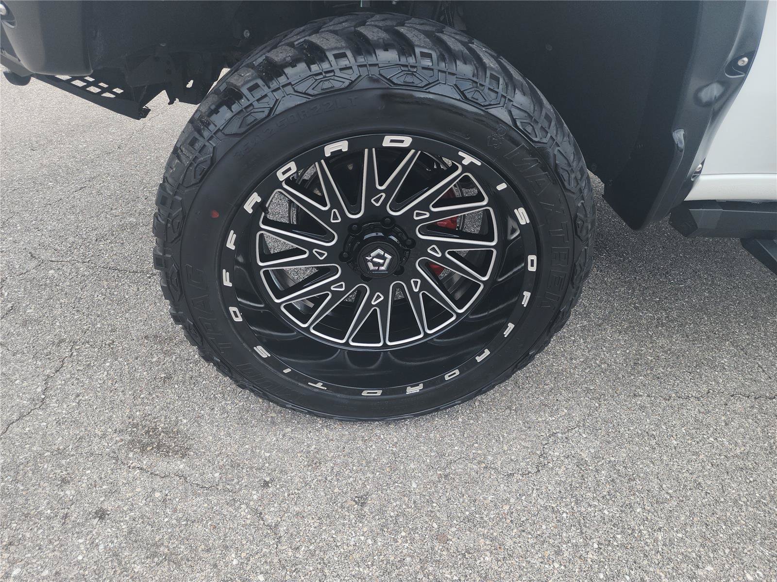 Used 2022 Chevrolet Silverado 1500 Custom w/ Rally Edition RWD image 9