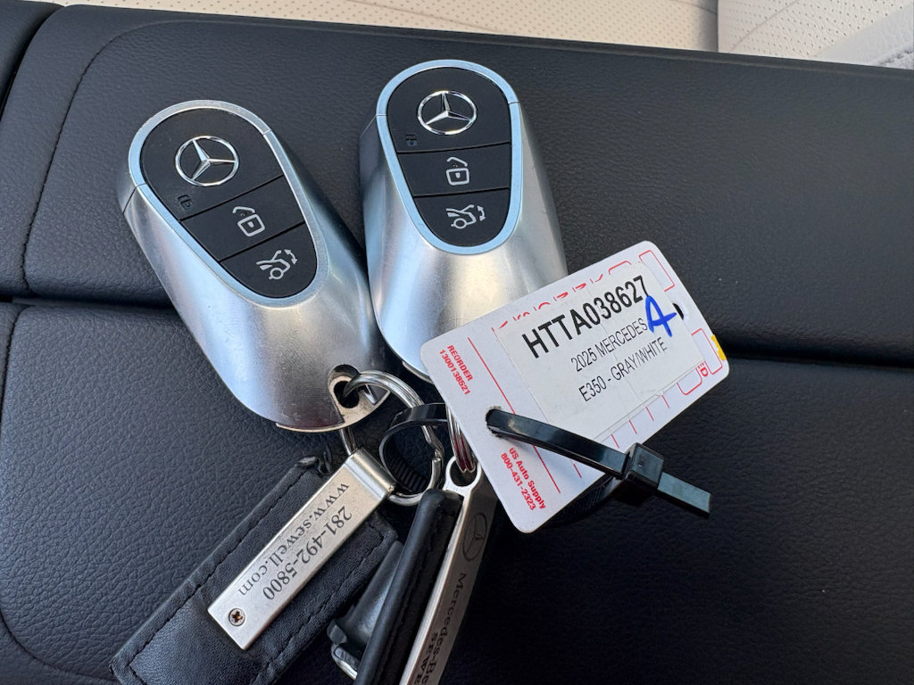 Used 2025 Mercedes-Benz E 350 Sedan image 35