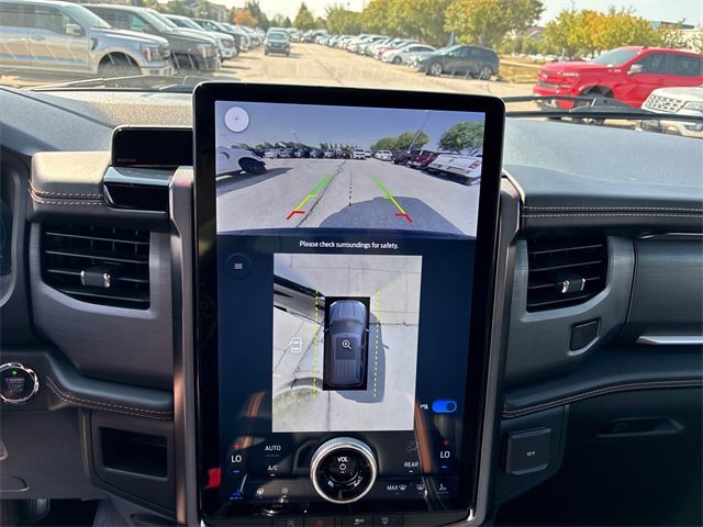 Certified 2022 Ford Expedition Max Platinum image 34