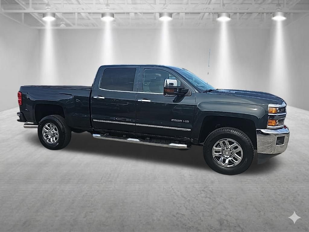 Used 2017 Chevrolet Silverado 2500 LTZ w/ Duramax Plus Package RWD image 2