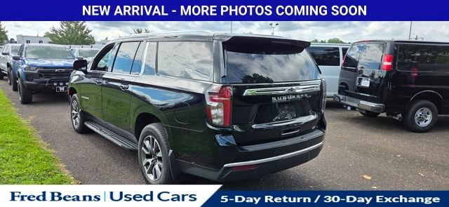 Used 2024 Chevrolet Suburban LT w/ Luxury Package AWD/4WD image 7