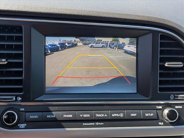 Used 2017 Hyundai Elantra SE image 17