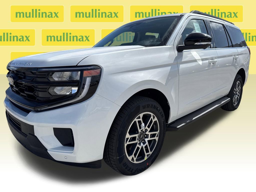 New 2026 Ford Expedition Active image 17