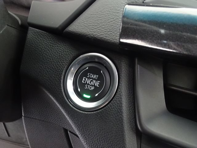 Used 2026 Cadillac CT4 V Blackwing w/ Technology Package RWD image 9