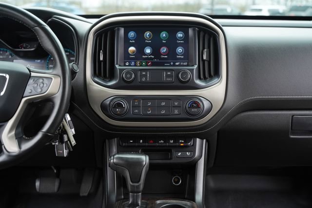 Used 2021 GMC Canyon Denali image 25