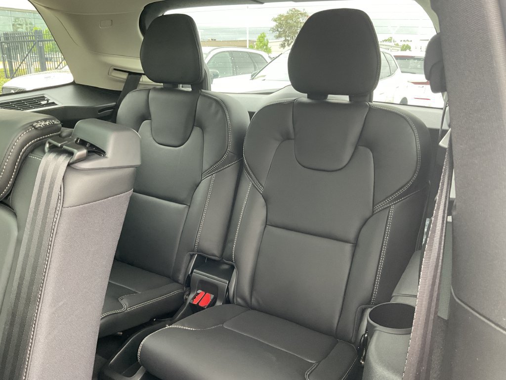 New 2027 Volvo XC90 B6 Ultra AWD/4WD image 15
