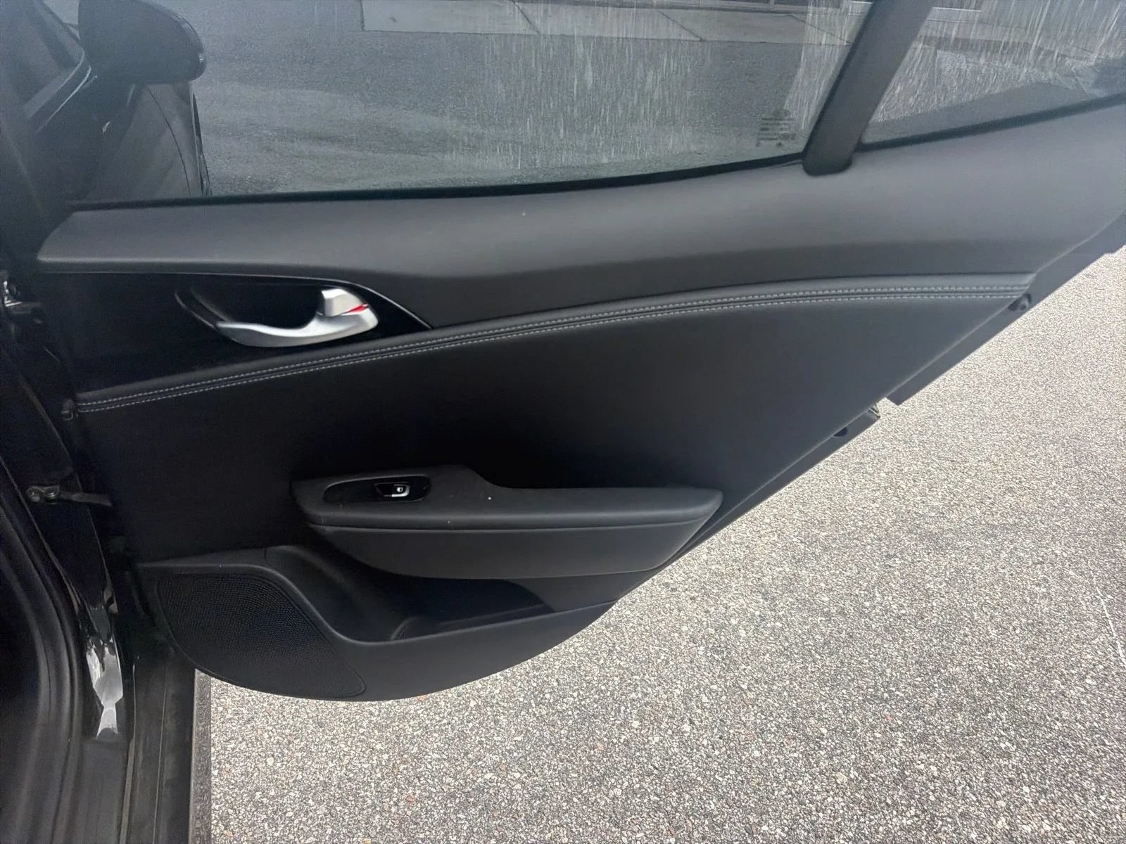 Used 2021 Kia Stinger GT-Line RWD image 19