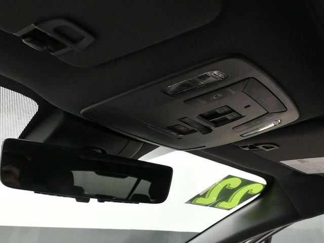 Used 2022 Toyota Sienna Platinum image 19