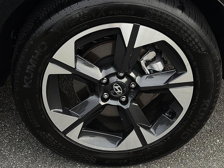 Certified 2026 Hyundai Palisade Limited FWD image 6