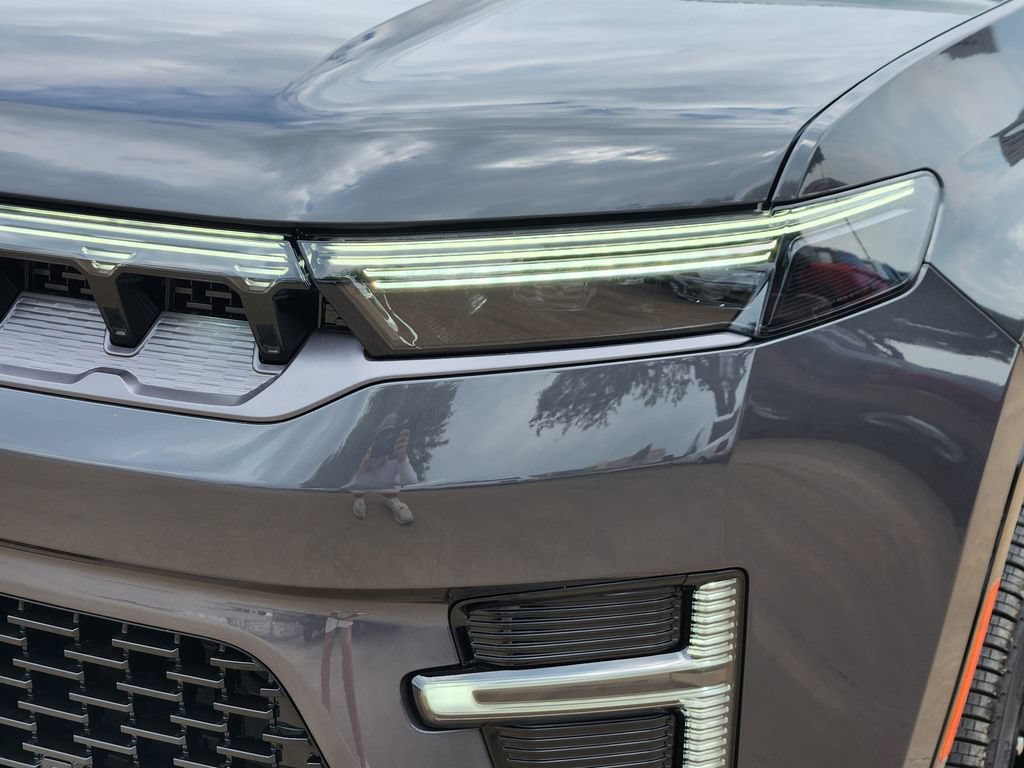 New 2026 Jeep Grand Wagoneer L Limited AWD/4WD image 5