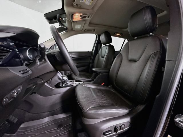 Used 2022 Buick Encore GX Essence w/ Advanced Technology Package AWD/4WD image 22