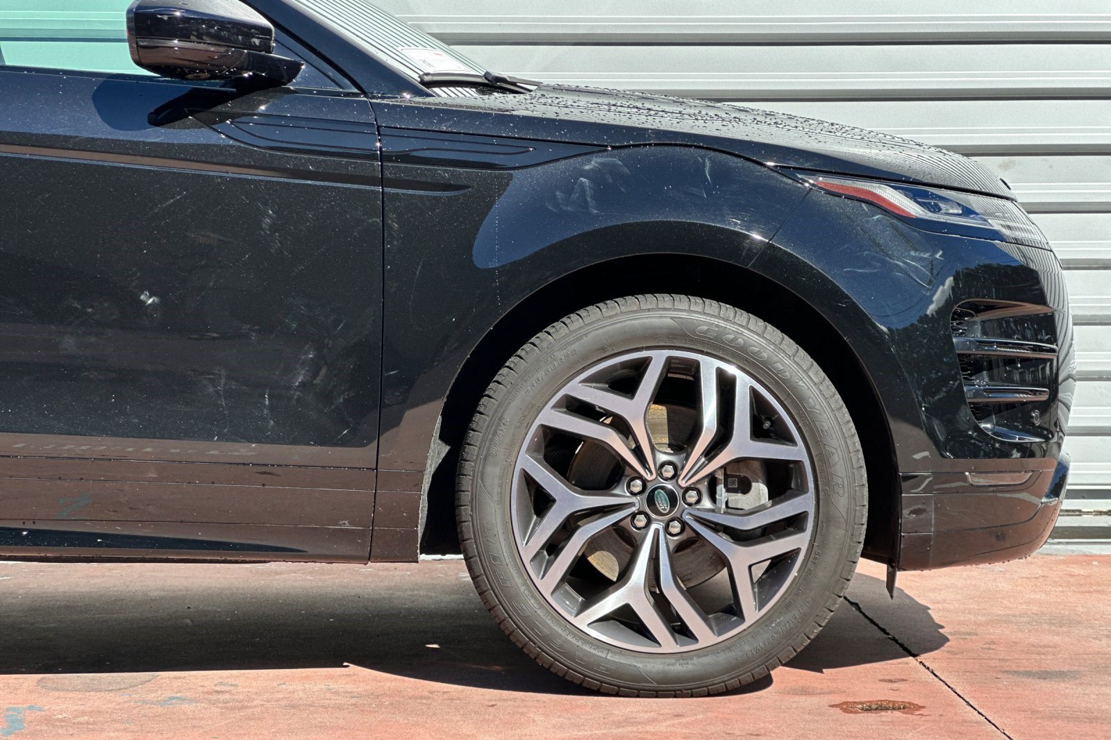 Used 2022 Land Rover Range Rover Evoque R-Dynamic SE image 36