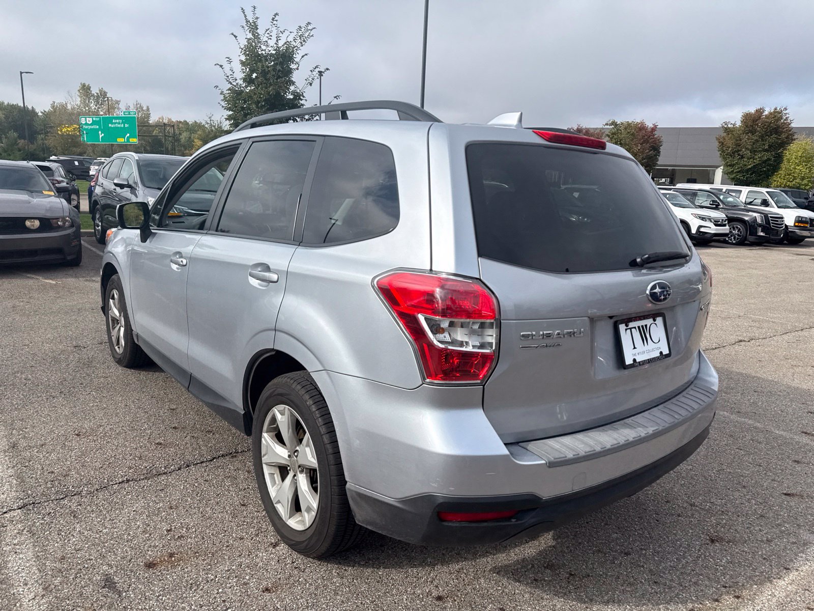 Used 2016 Subaru Forester 2.5i Premium AWD/4WD image 7