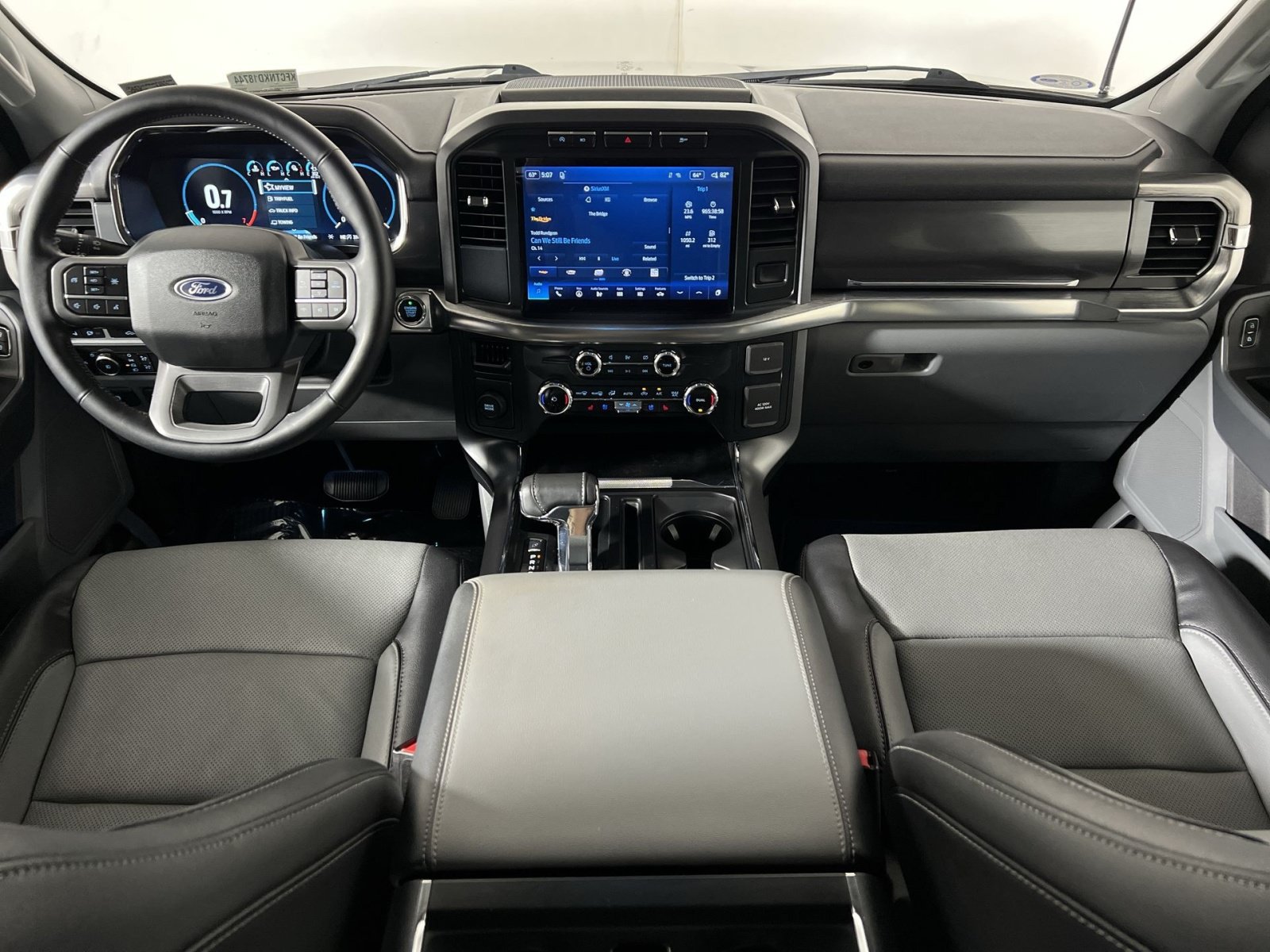 Used 2022 Ford F150 Lariat RWD image 23