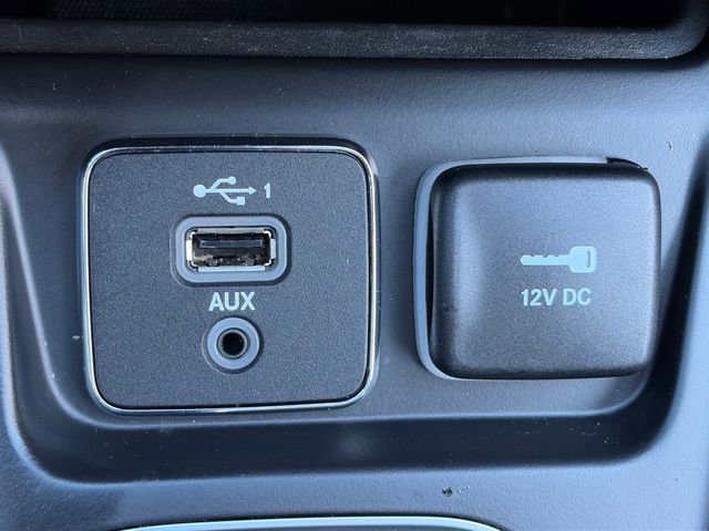 Used 2022 Jeep Cherokee Limited w/ Elite Package image 57