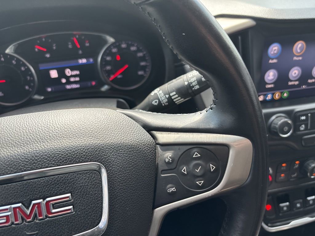 Used 2020 GMC Terrain Denali w/ Denali Premium Package AWD/4WD image 27