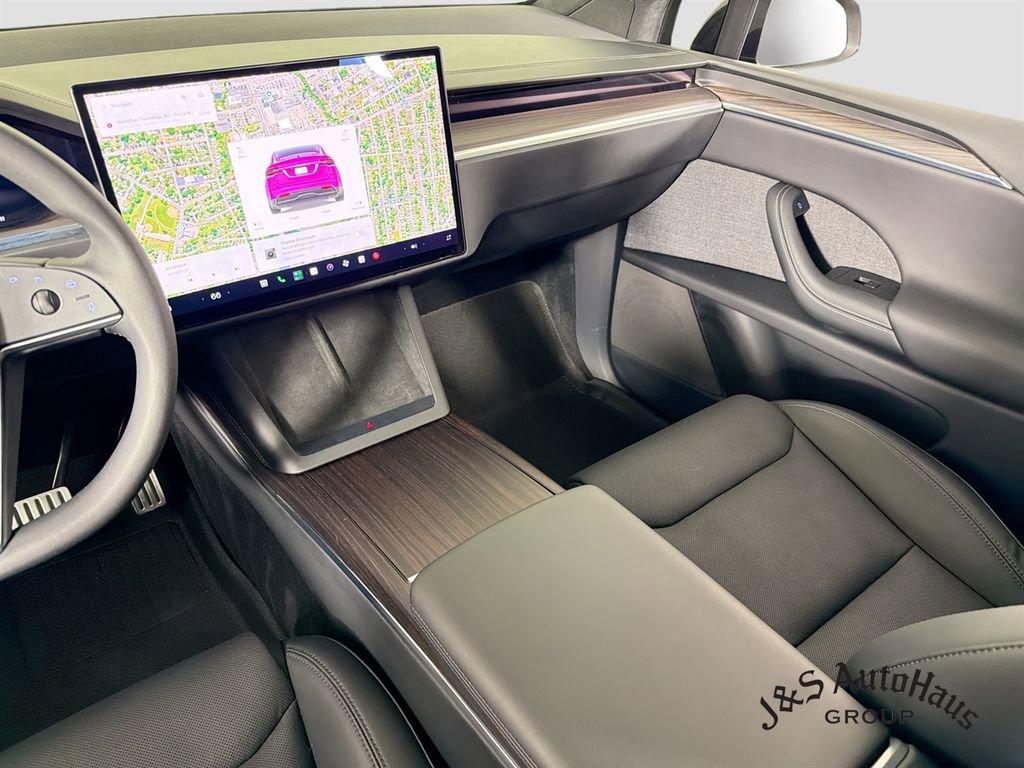 Used 2024 Tesla Model X AWD/4WD image 30