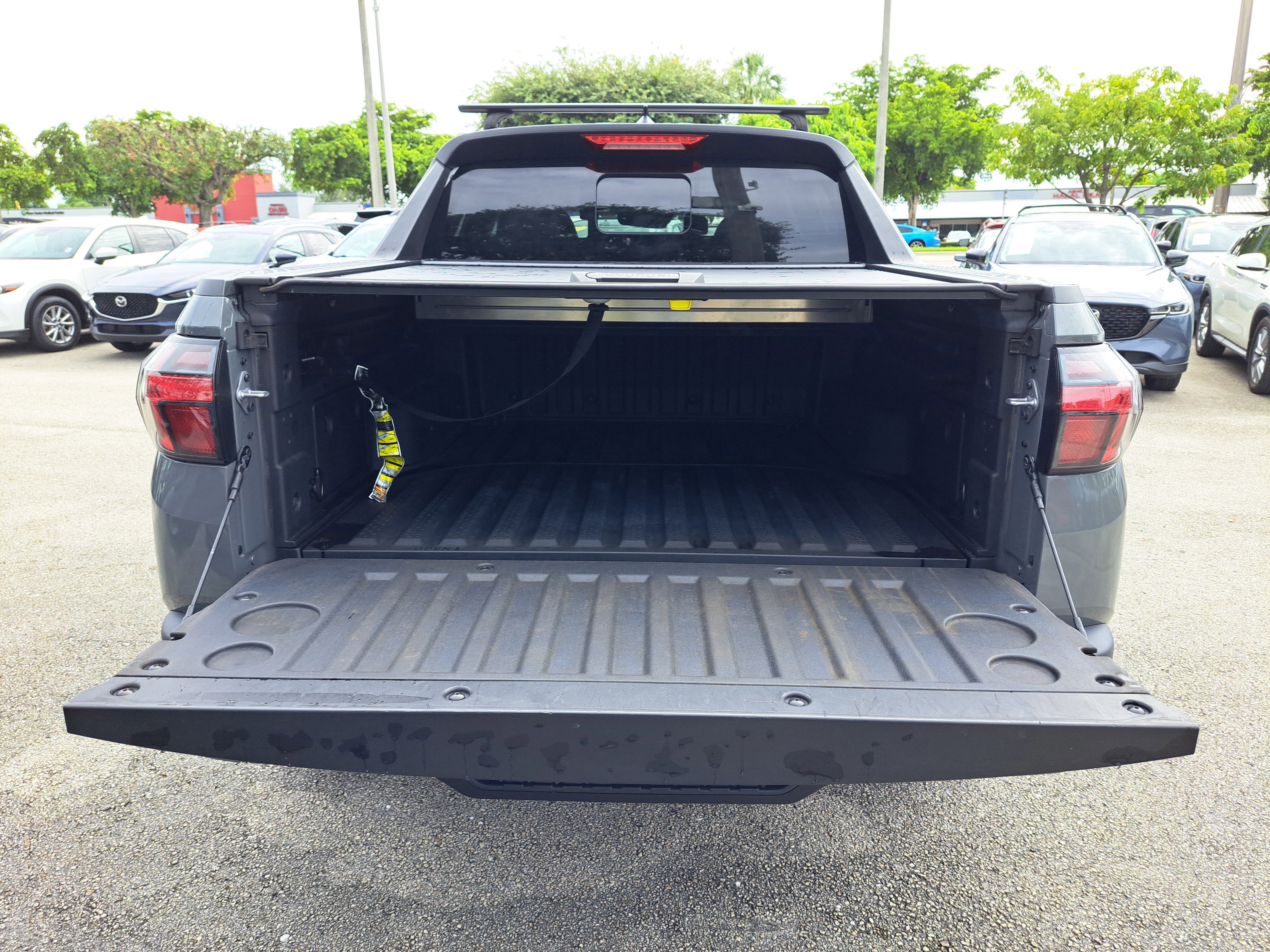 Used 2023 Hyundai Santa Cruz SEL w/ Activity Package image 5