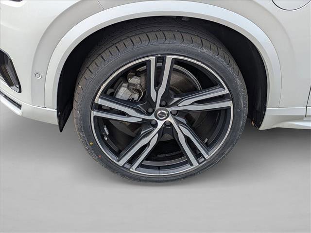 Used 2019 Volvo XC90 T8 R-Design w/ Advanced Package image 24