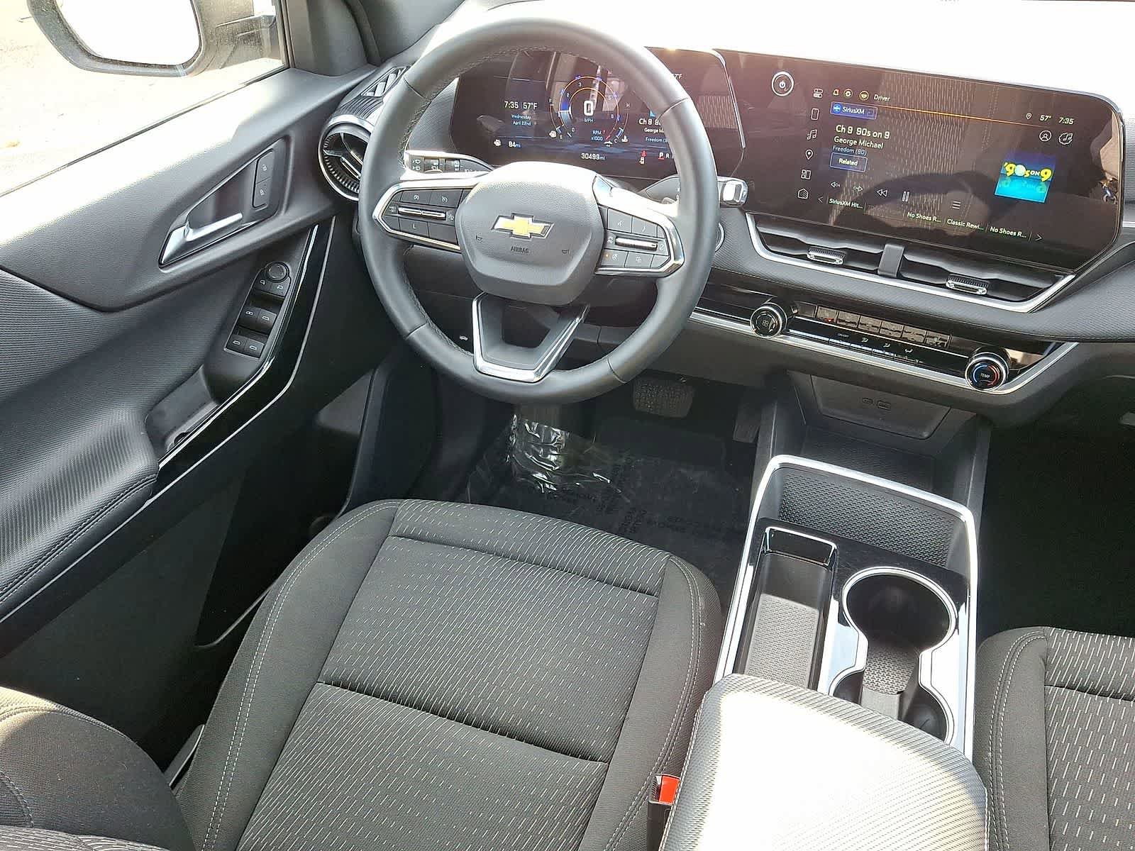 Certified 2025 Chevrolet Equinox LT FWD image 10