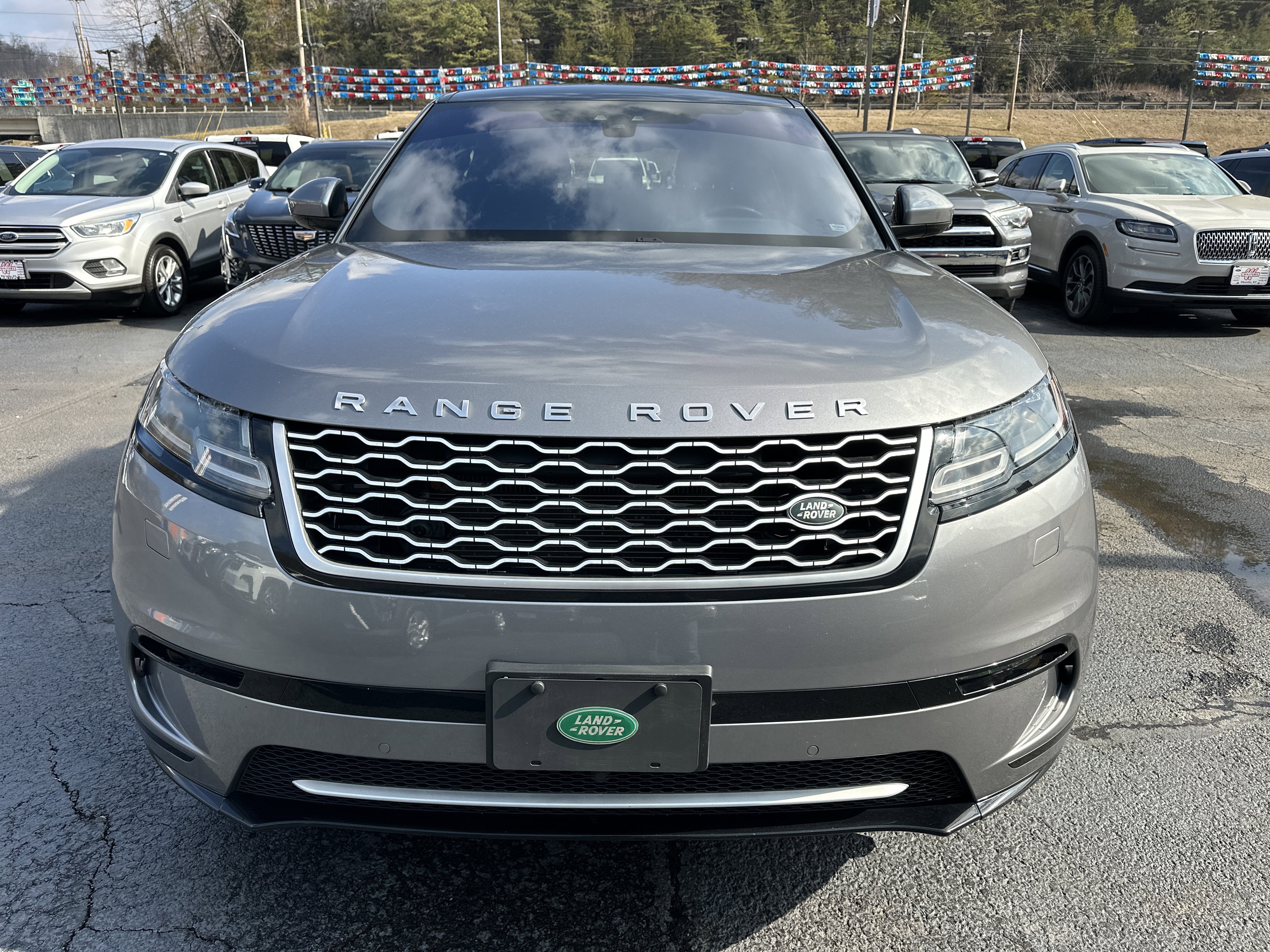 Used 2020 Land Rover Range Rover Velar S image 5
