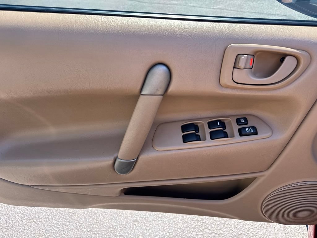 Used 2002 Mitsubishi Eclipse GT FWD image 10