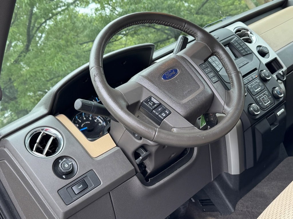 Used 2013 Ford F150 XLT w/ Luxury Equipment Group image 4