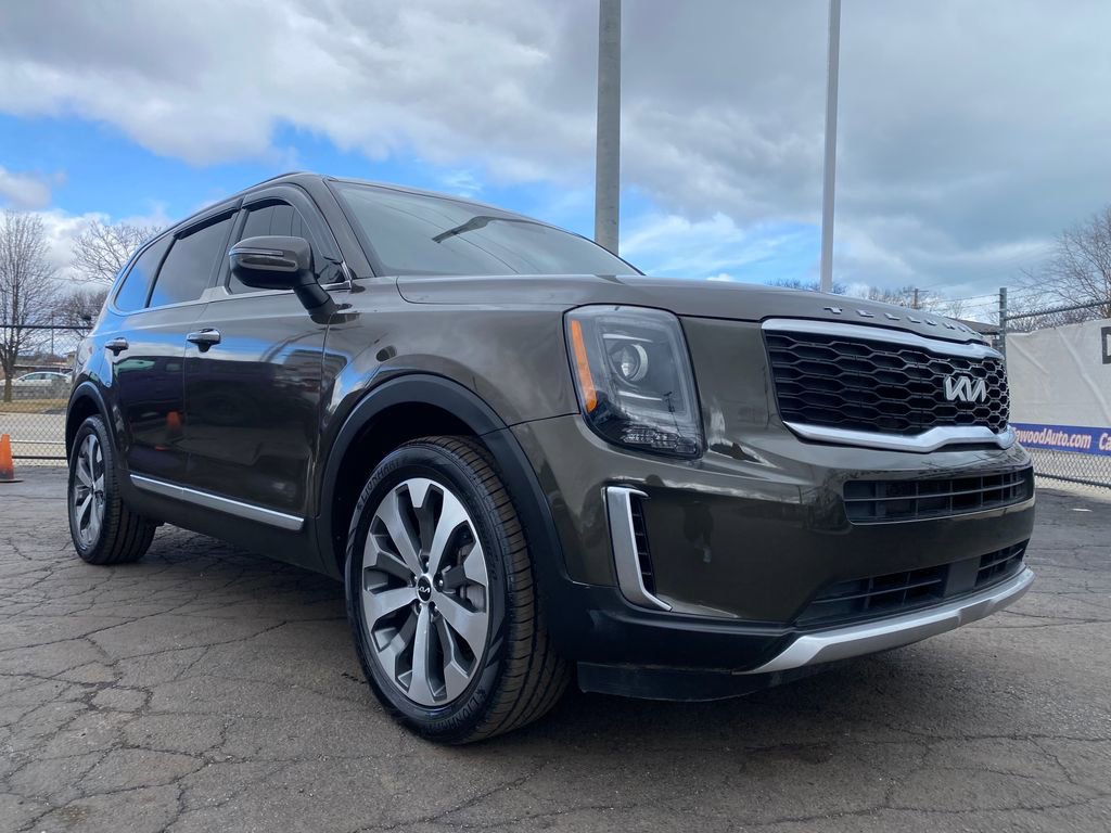 Used 2022 Kia Telluride S image 32