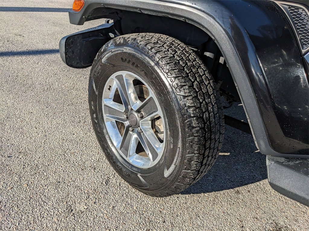 Used 2018 Jeep Wrangler Unlimited Sahara image 35