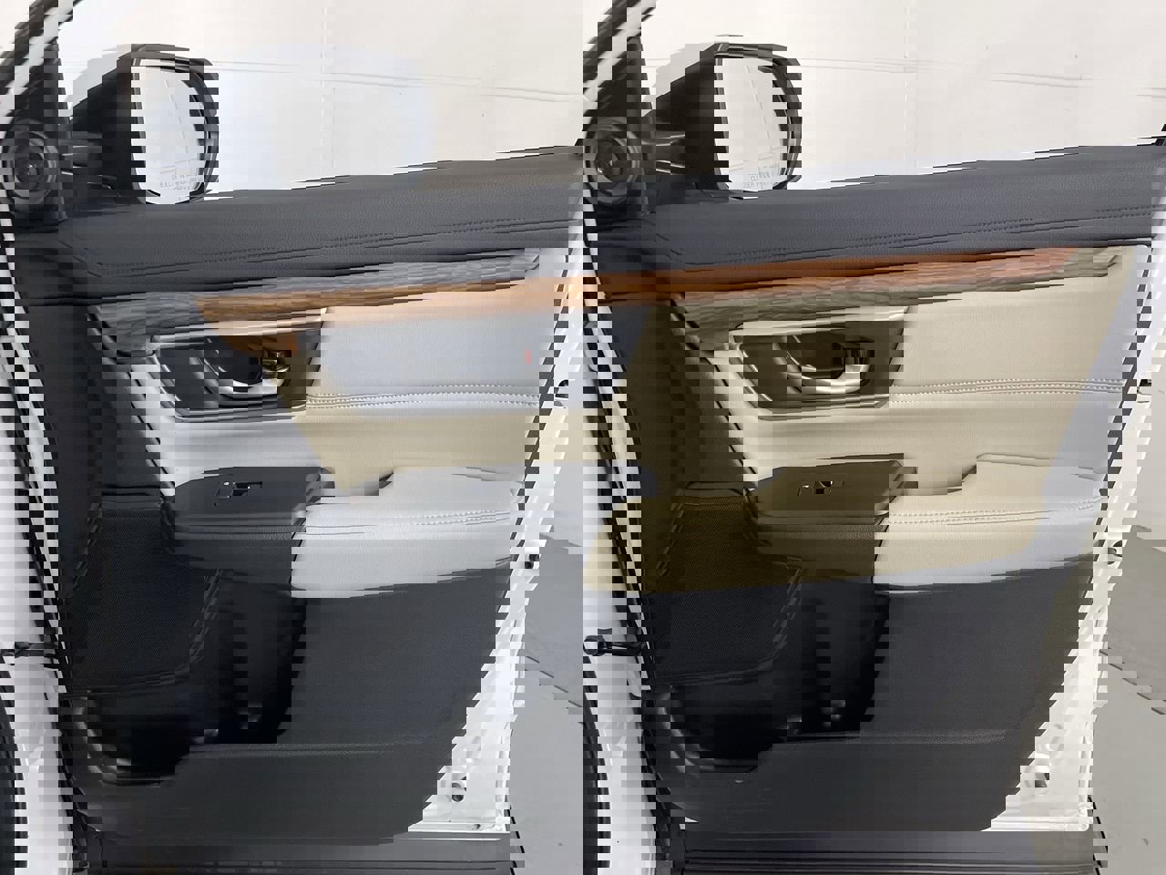 Used 2021 Honda CR-V Touring image 25