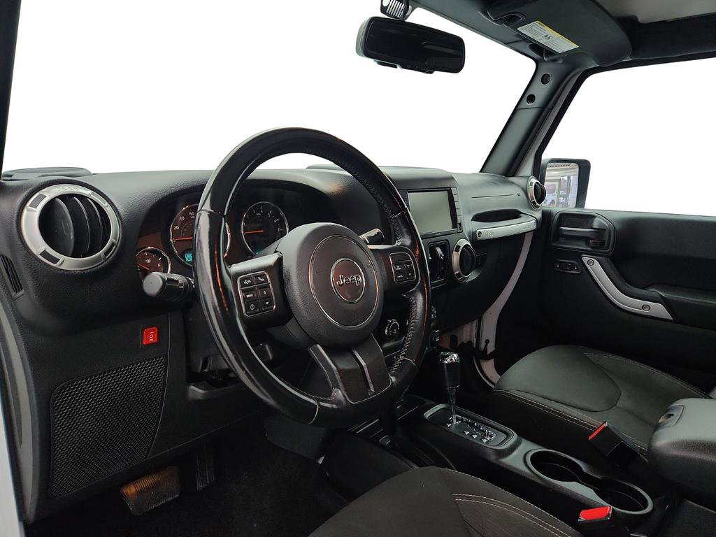Used 2018 Jeep Wrangler Unlimited Sahara w/ Dual Top Group image 10
