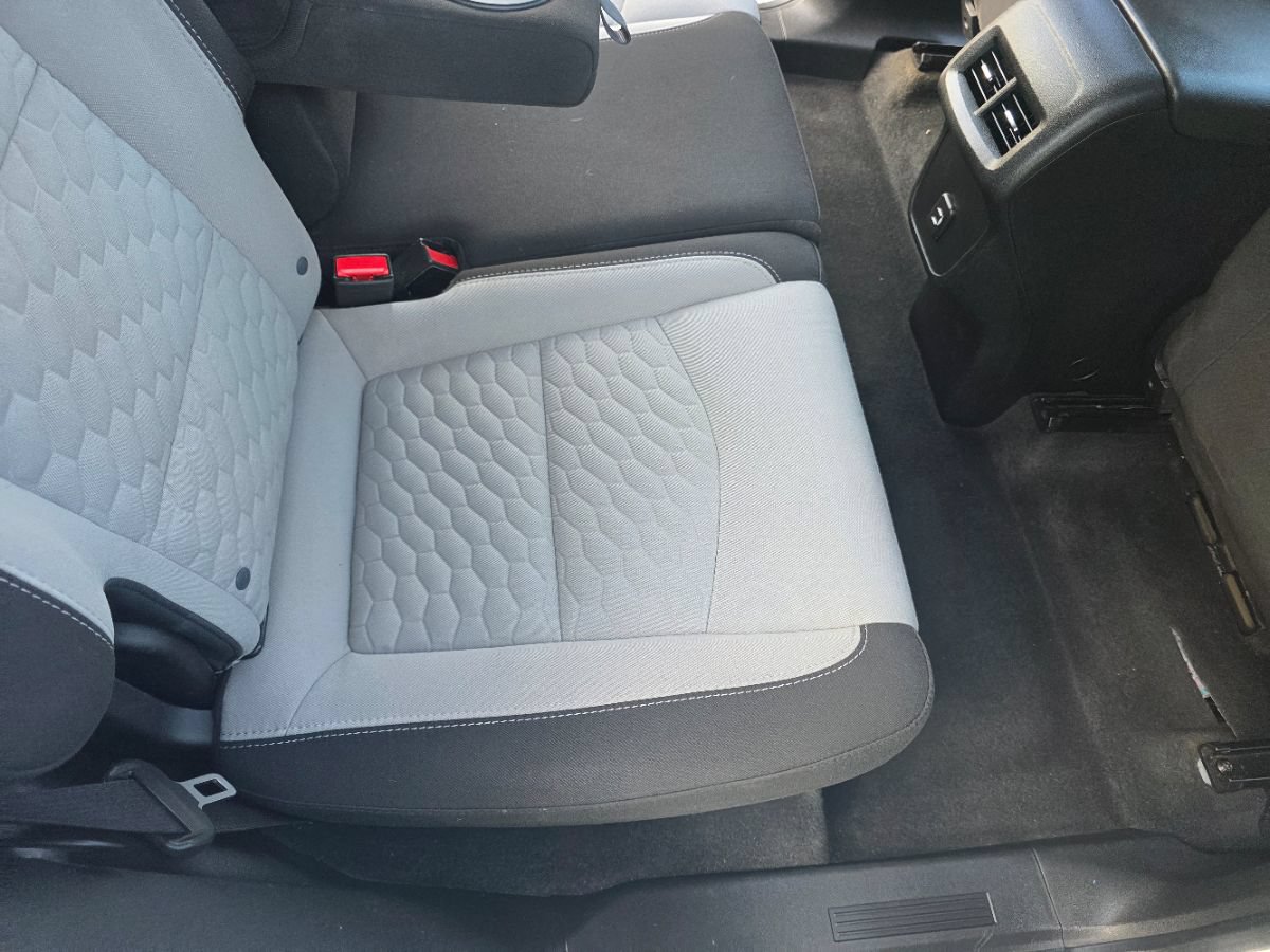 Used 2019 Chevrolet Equinox LS AWD/4WD image 31