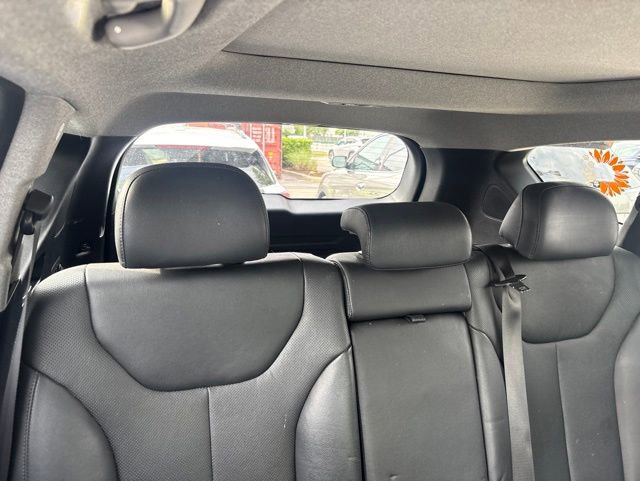 Used 2019 Hyundai Santa Fe Limited AWD/4WD image 12