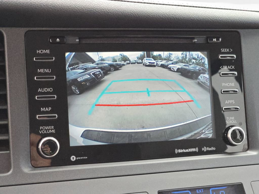 Used 2019 Toyota Sienna XLE w/ XLE Navigation Package AWD/4WD image 30