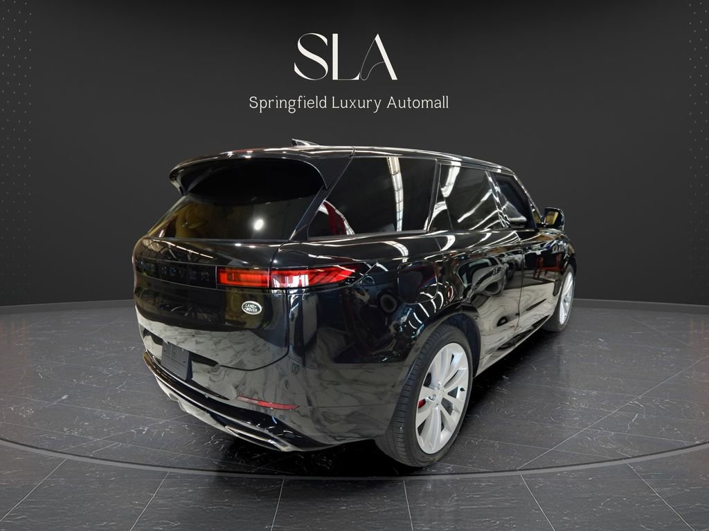 Used 2023 Land Rover Range Rover Sport SE Dynamic image 5