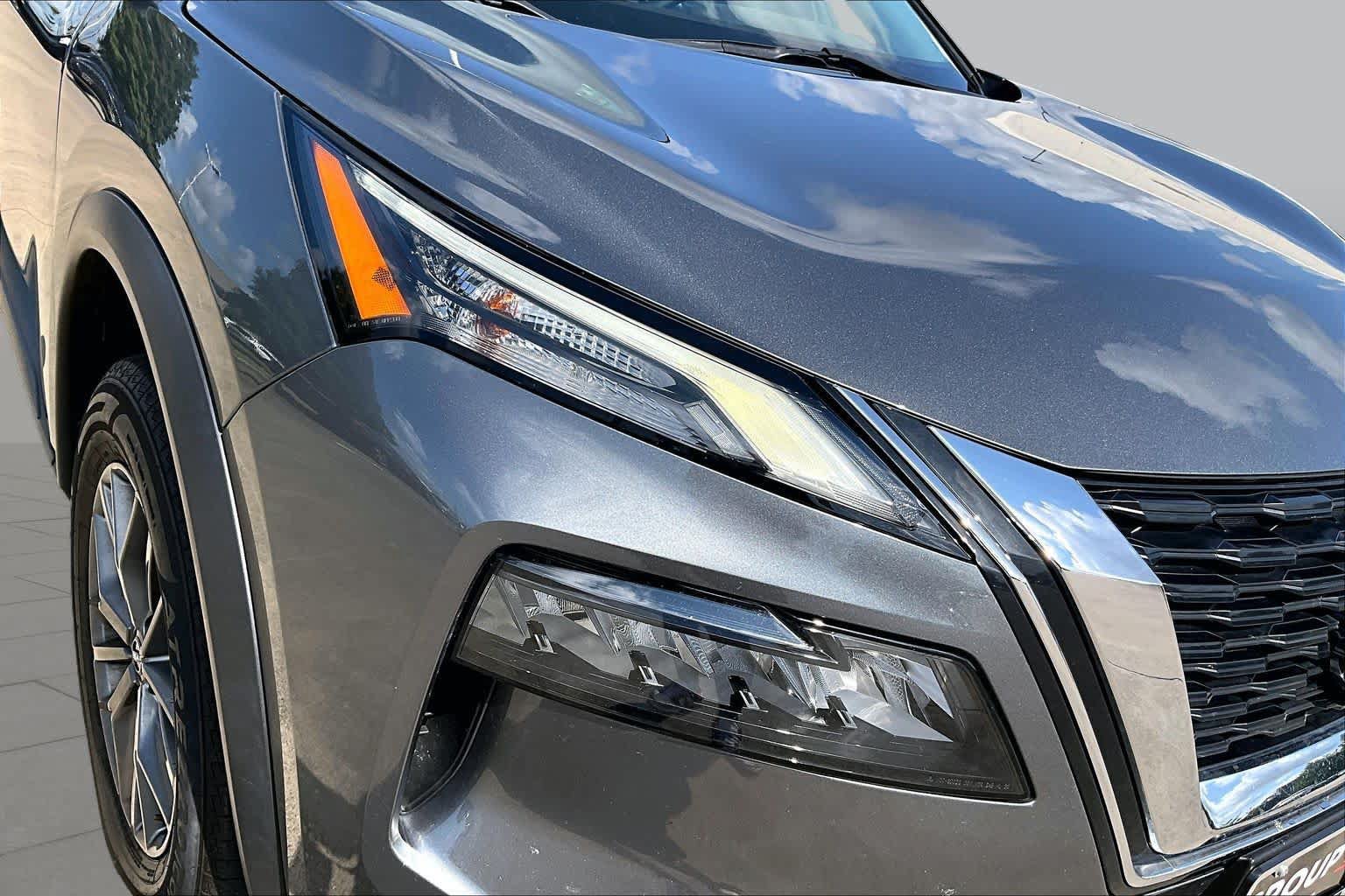 Used 2023 Nissan Rogue S FWD image 25