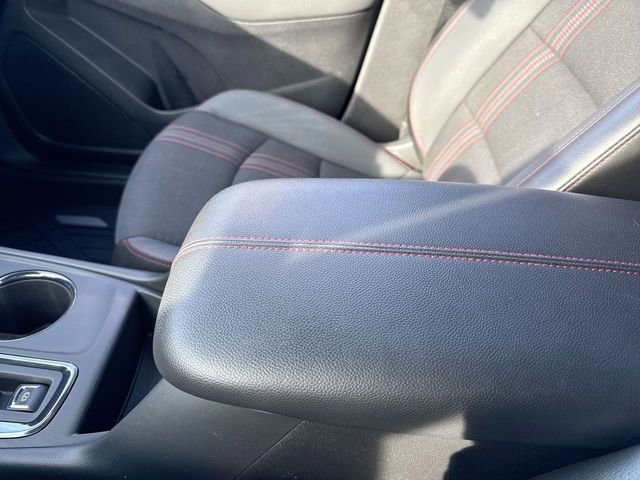 Used 2022 Chevrolet Equinox RS w/ Infotainment Package image 21