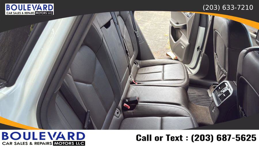 Used 2017 Porsche Macan S image 33